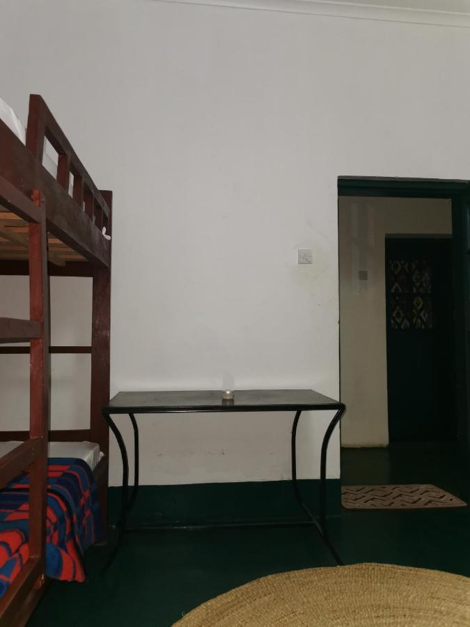 Ibrahim Garden Hostel Аруша Экстерьер фото